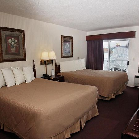 The Wisconsin Hotel & Conference Center ウィスコンシン デルズ エクステリア 写真