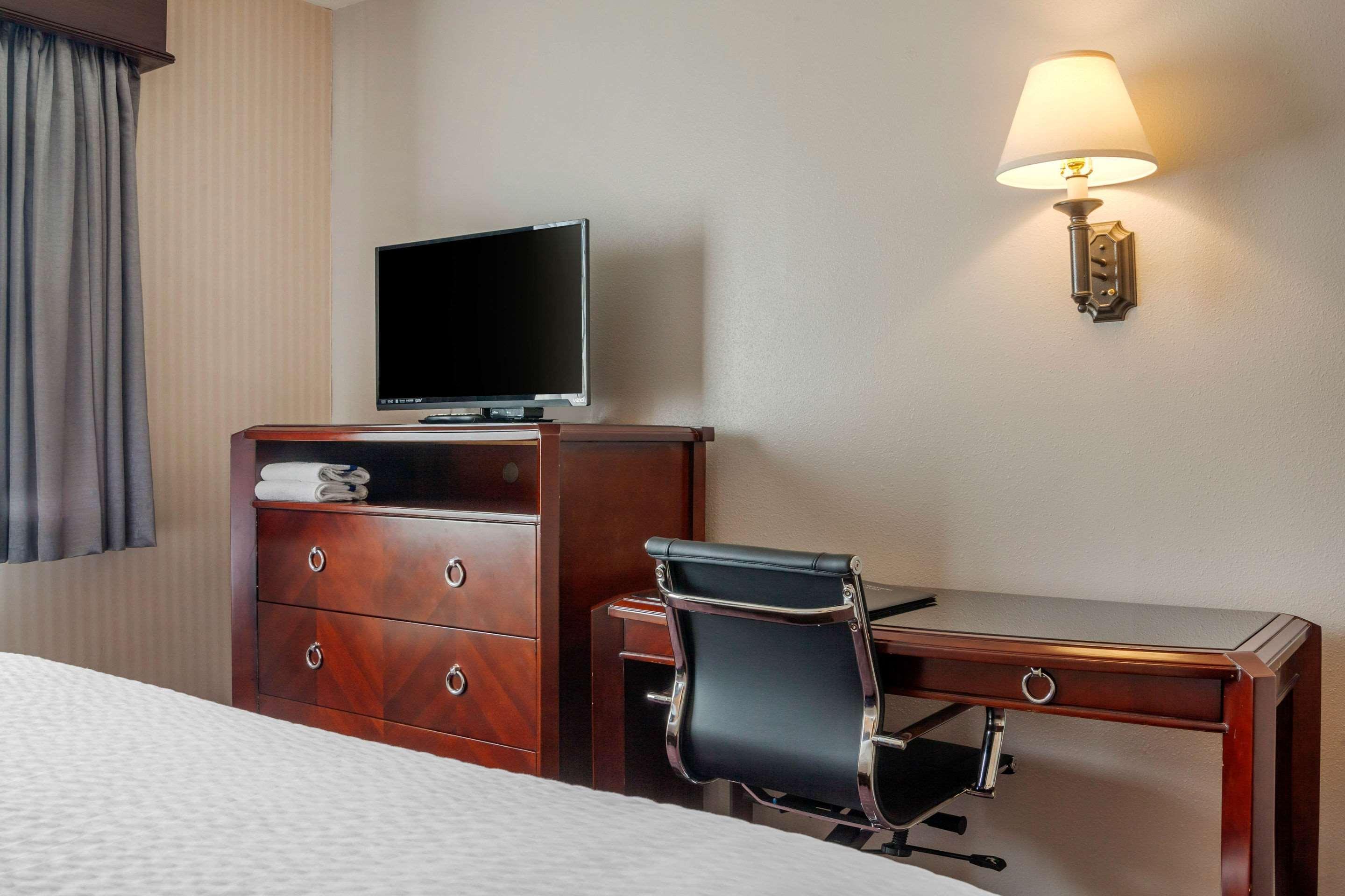 The Wisconsin Hotel & Conference Center ウィスコンシン デルズ エクステリア 写真