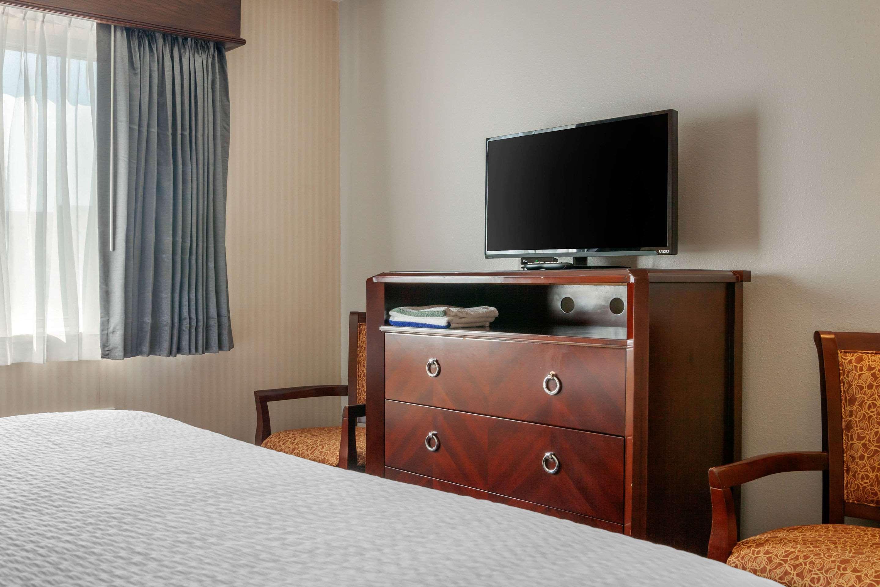 The Wisconsin Hotel & Conference Center ウィスコンシン デルズ エクステリア 写真