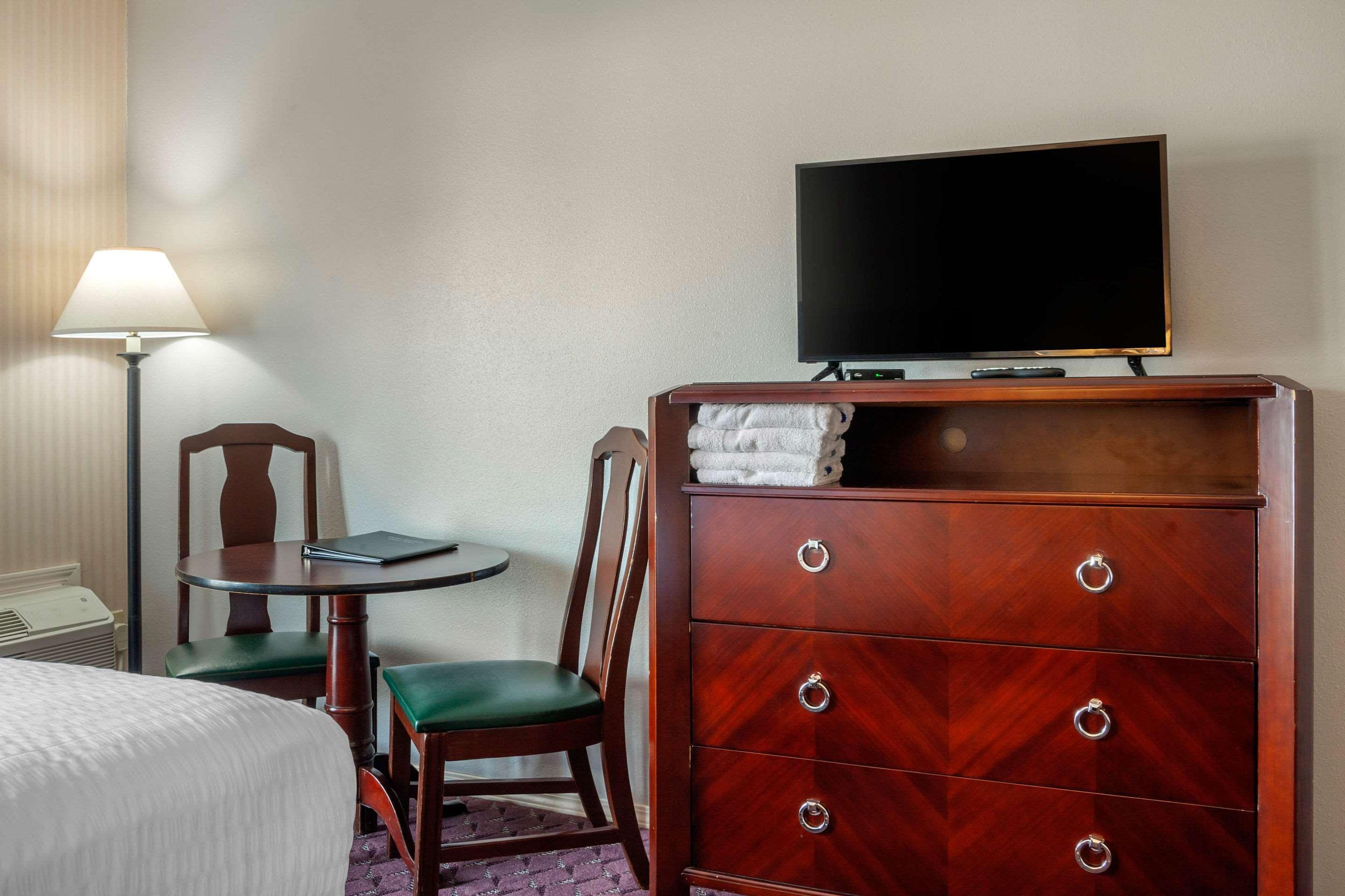 The Wisconsin Hotel & Conference Center ウィスコンシン デルズ エクステリア 写真