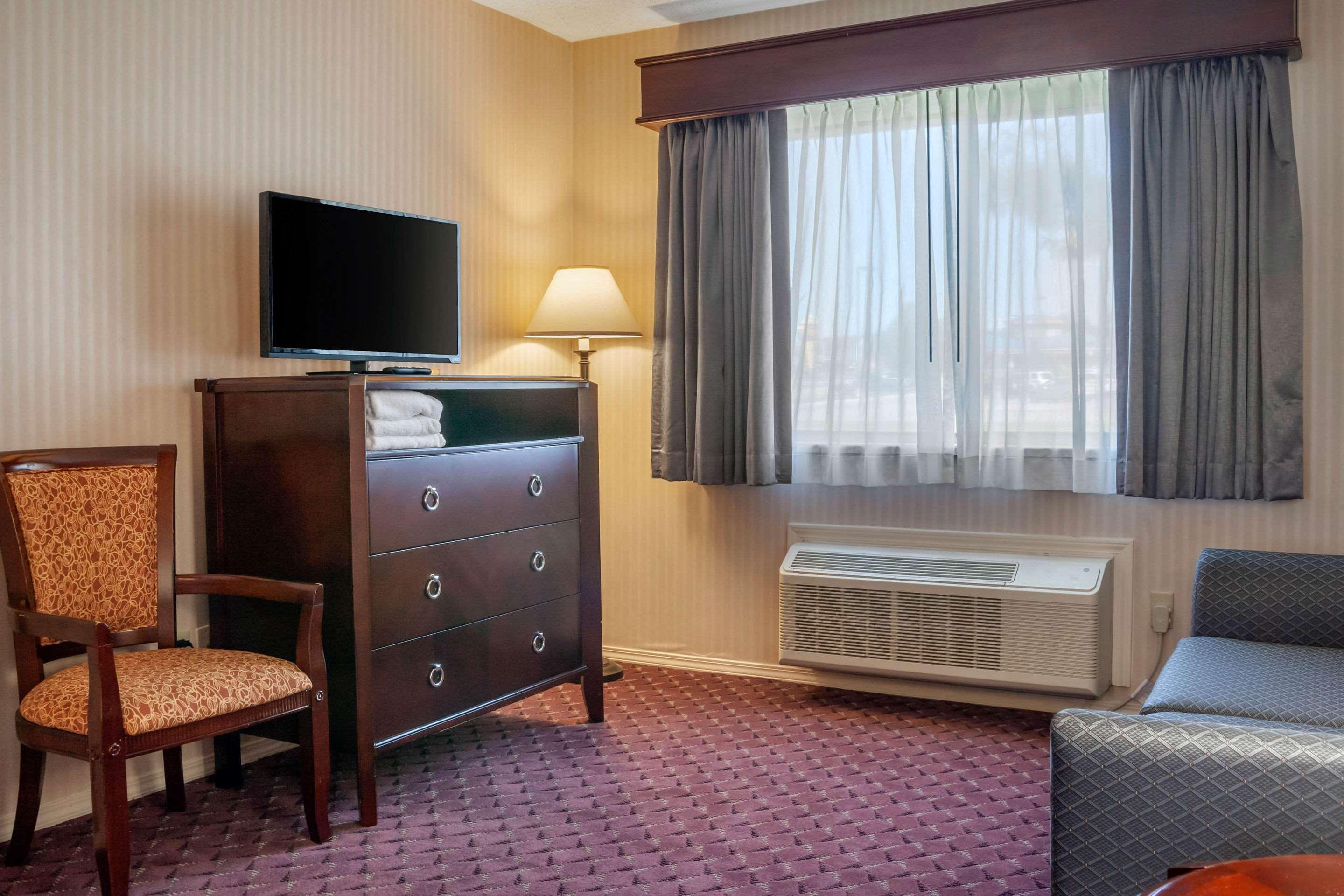 The Wisconsin Hotel & Conference Center ウィスコンシン デルズ エクステリア 写真