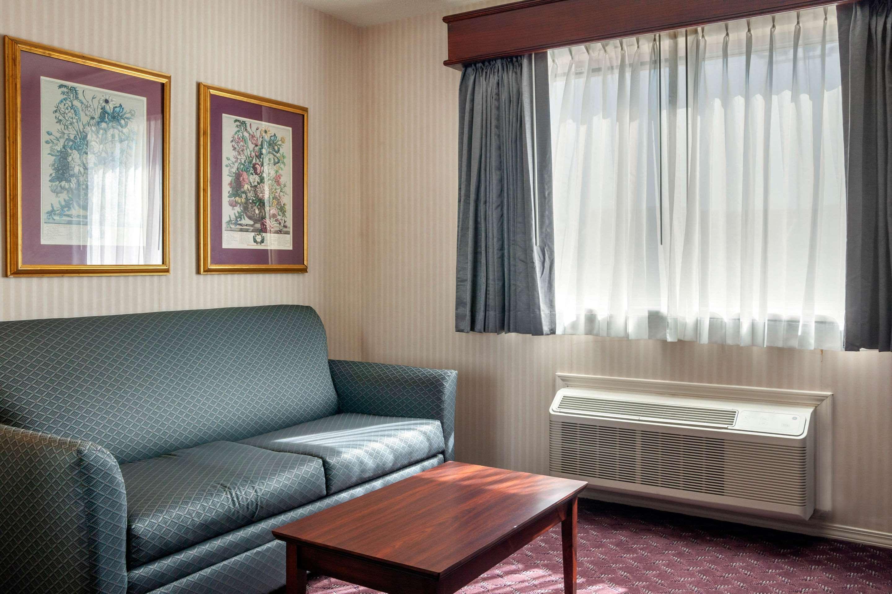 The Wisconsin Hotel & Conference Center ウィスコンシン デルズ エクステリア 写真