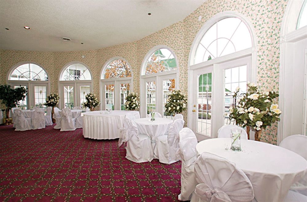 The Wisconsin Hotel & Conference Center ウィスコンシン デルズ エクステリア 写真